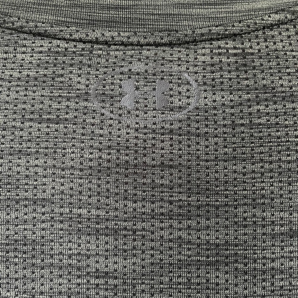 Men’s 2XL Under Armour pristine condition grey zip up. - Picture 8 of 9
